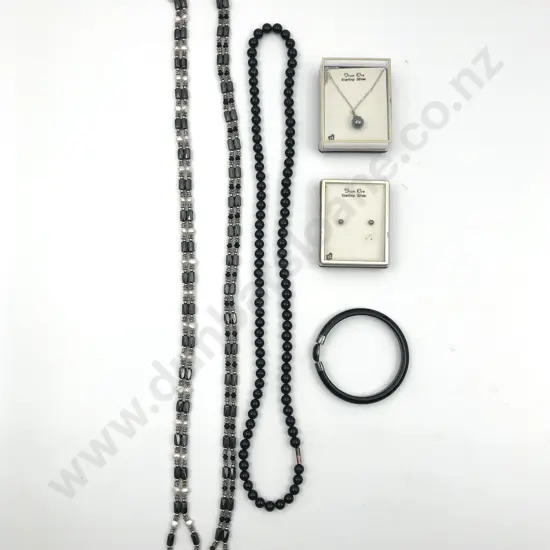 Hematite Pearl and Jet Chain