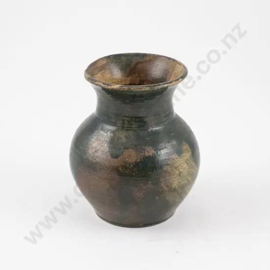 Briar Gardner Posy Pot