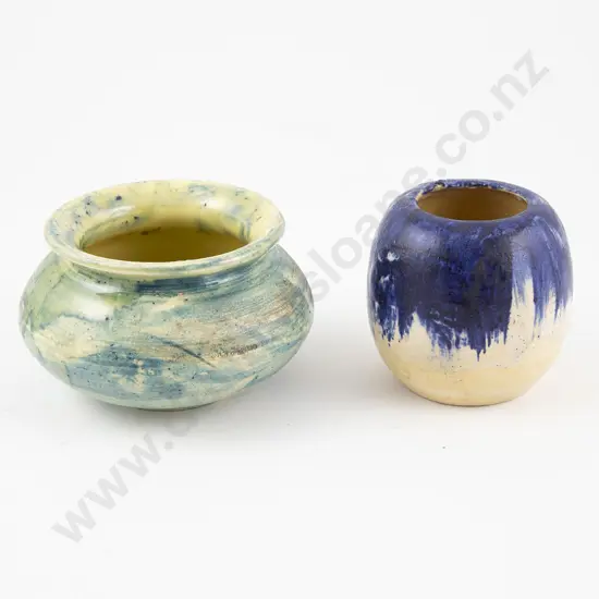 Two Briar Gardner Posy Pots