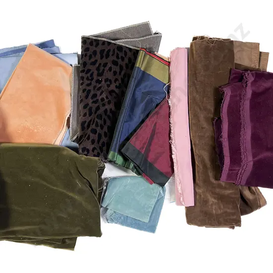 Quantity Velvet Material Pieces