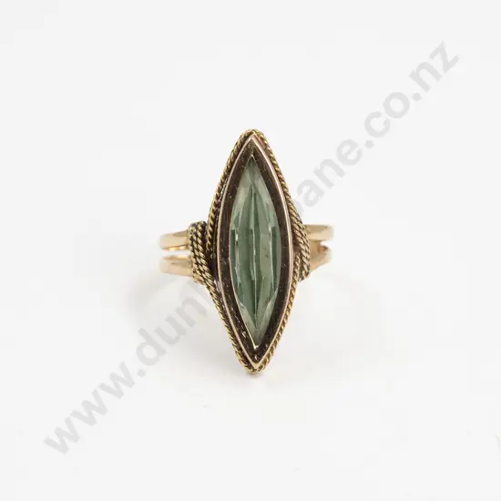 18ct Single Synthetic Green Spinel Dress Ring