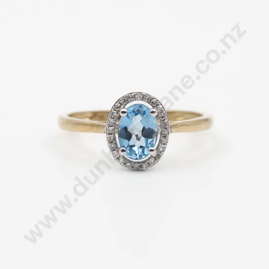 9ct 25stone Topaz and Diamond Cluster Ring