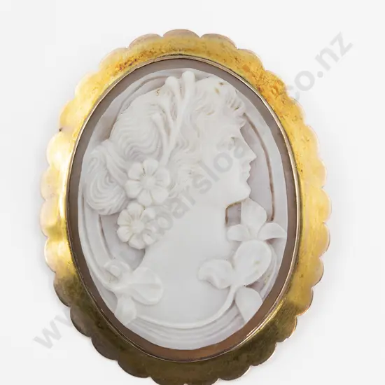 Large 9ct Framed Classical Portrait Cameo Brooch