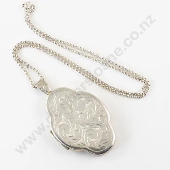 .925 Silver Lozenge Photo Locket on Trace Link Chain