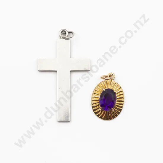 18ct Single Amethyst Pendant