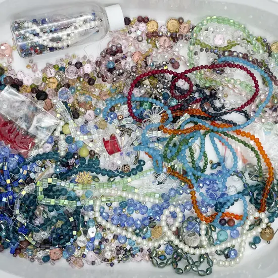 Mixed Quantity Crystal & Other Beads