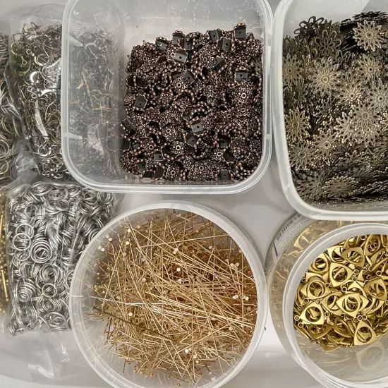 Quantity Jewellery Findings Jewellery Mounts Bead Caps & Various