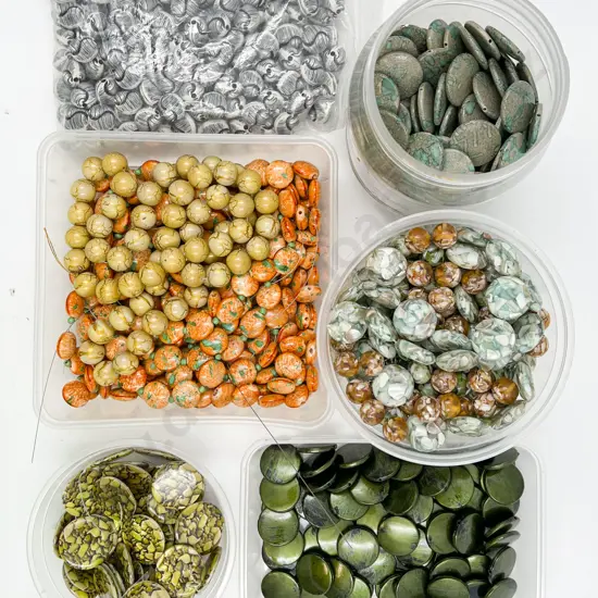 Mixed Quantity Plastic & Other Beads