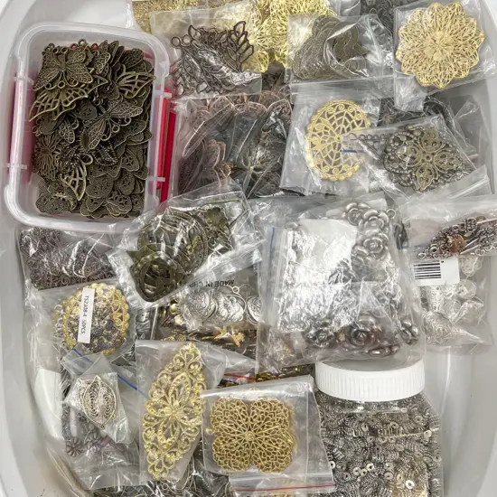 Quantity Metal Jewellery Fittings & Beads
