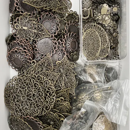 Quantity Metal Jewellery Fittings & Beads