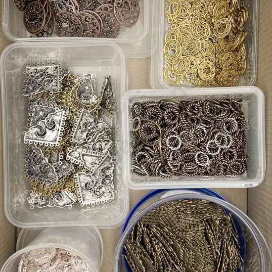 Quantity Metal Jewellery Fittings & Mounts