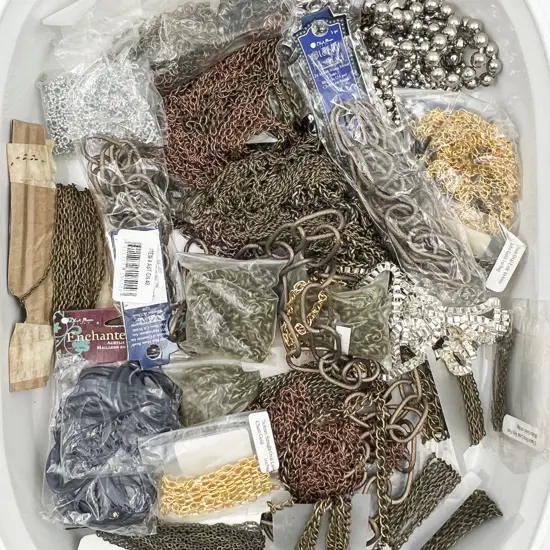 Quantity of Jewellery Chains