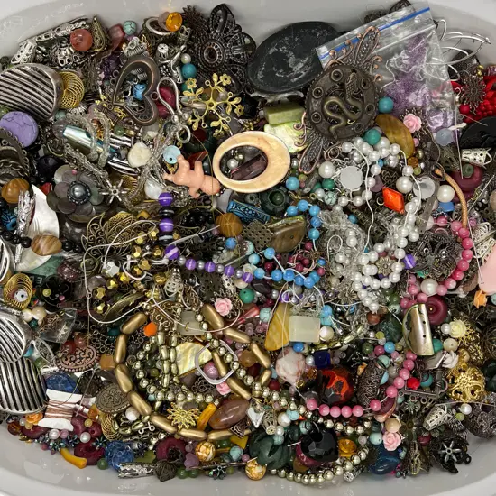 Large Quantity Mixed Loose Beads