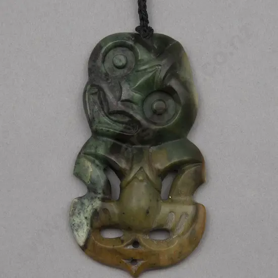 Pounamu Hei Tiki by Des Hetherington