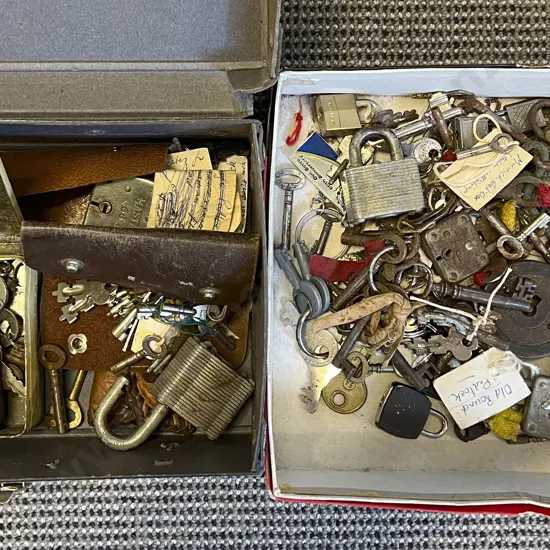 Selection of Vintage Cabinet and Trunk Keys
