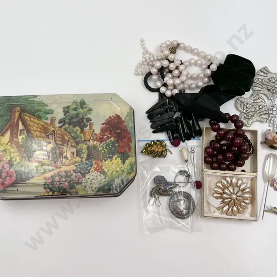 Selection of Jewellery and Assorted