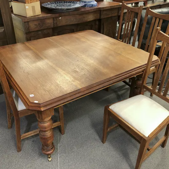 Oak Extension Dining Table with Four Dining Chairs