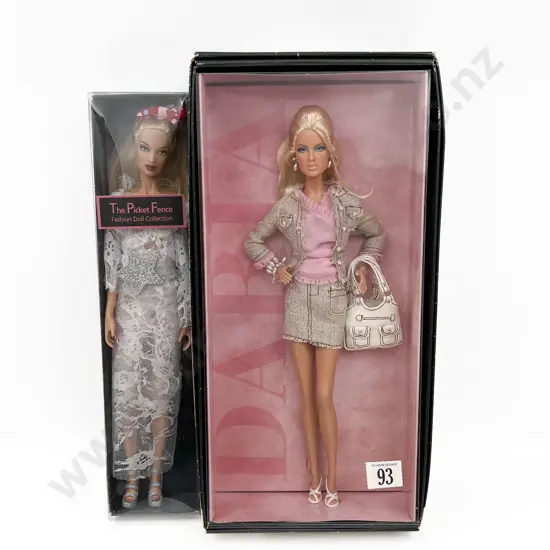 2005 Model of the Moment Daria Shopping Queen Barbie and the Picket Fence Fashion Doll Collection Doll