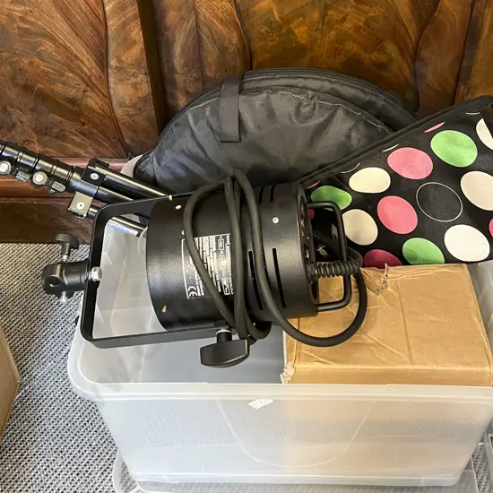 Quantity of Assorted Photographic Equipment