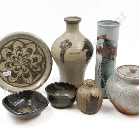 Small Quantity of NZ Pottery
