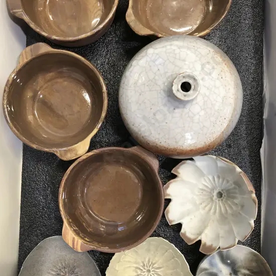 Box of Assorted NZ Pottery