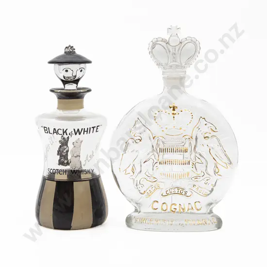 Crown Shaped Cognac Decanter and Stopper with Black and White Decanter and Stopper