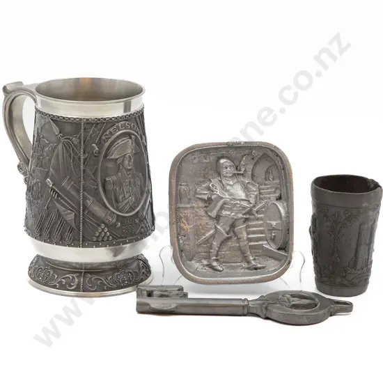 Commemorative Victory at Trafalgar Tankard with Decorative Key with Ashtray and Beaker
