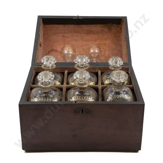 Geo III Mahogany Decanter Set