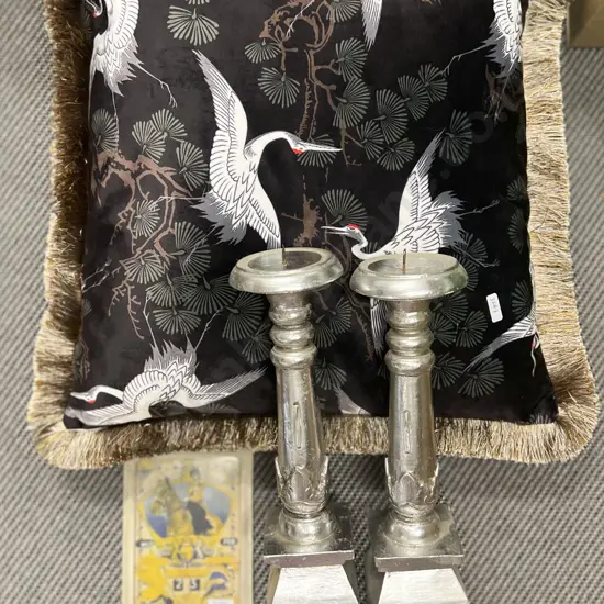 Box of Assorted Decorative Homewares