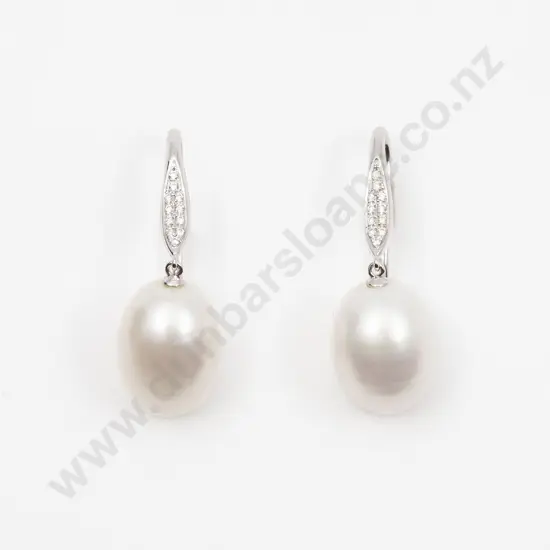 18ct White Gold Diamond and Cultured South Sea Pearl Pendant Earrings