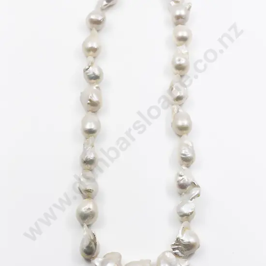 Single Strand White Keshi Pearl Necklace