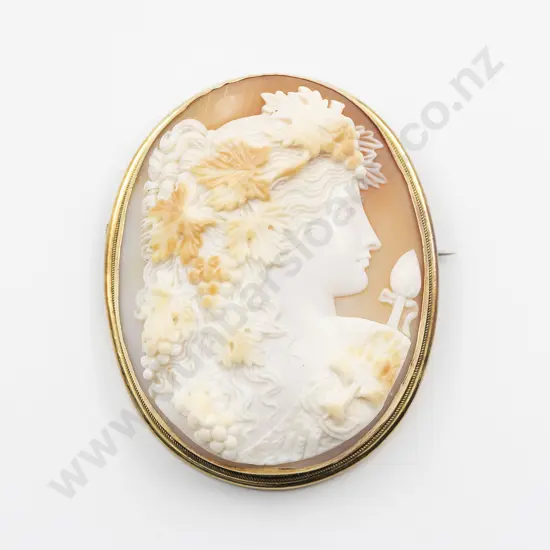 Victorian Grand Tour 15ct Framed Cameo Brooch