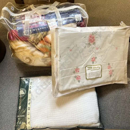 Quantity of Assorted As New Linen Etc.