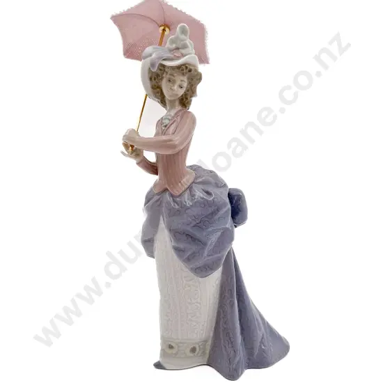 Lladro Figure of Lady with Parasol