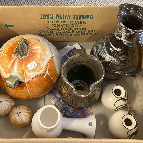 Box of Assorted Pottery Including Anneke Borren Wall Vase