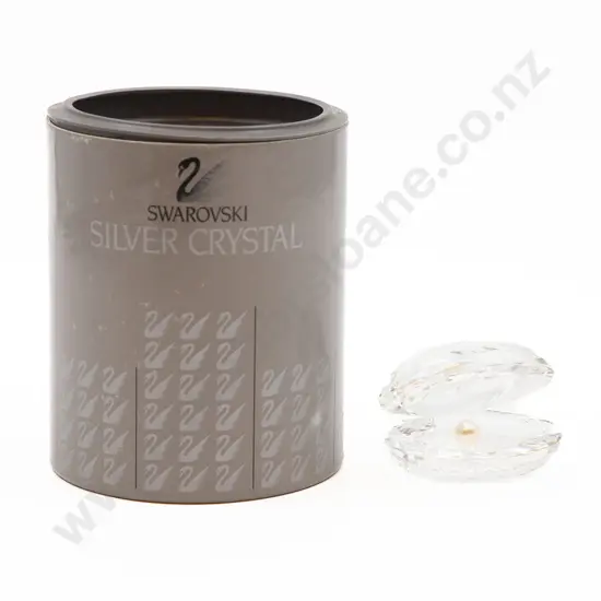 Swarovski Clam With Pearl