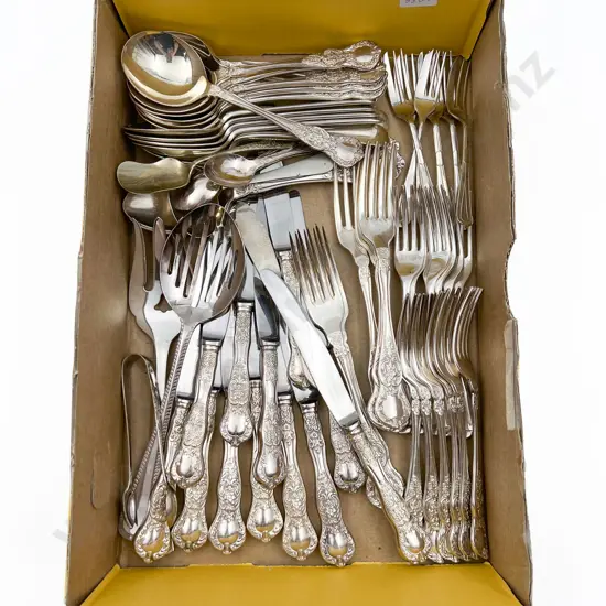 Quantity of Assorted Cutlery