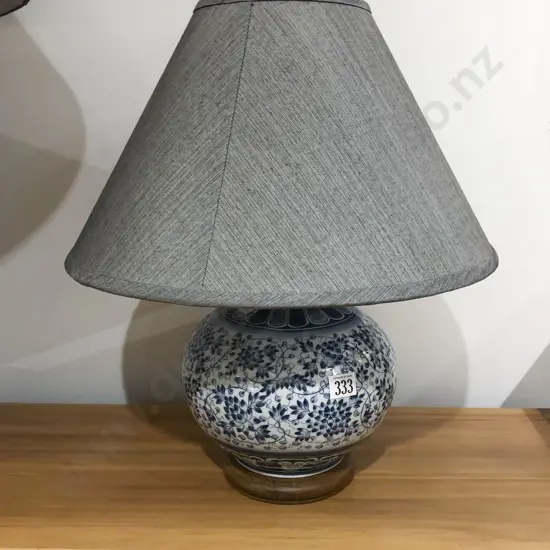 Chinese Blue and White Vase Form Table Lamp