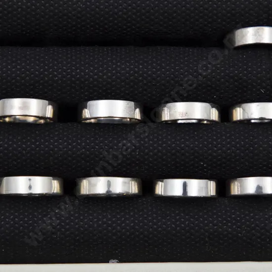 Nine S/S Band Rings