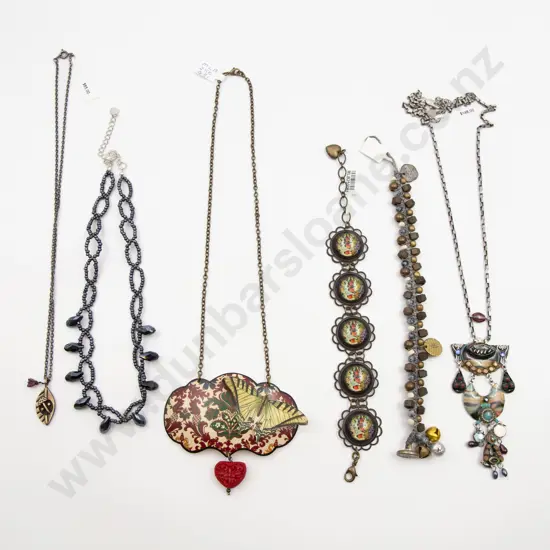 Assorted Four Necklaces/Pendants and Two Bracelets