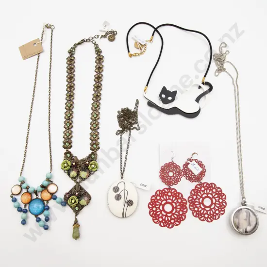 Assorted Six Necklaces/Pendants