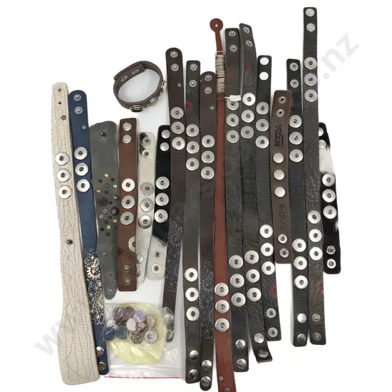 Qty Amsterdam Noosa Leather Wrist Bands