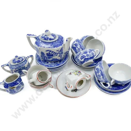 Quantity of Assorted Blue and White Miniature China etc (Faults) (27)
