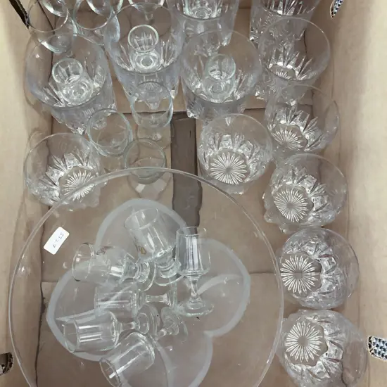 Quantity of Assorted Glassware
