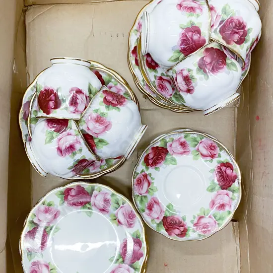 Quantity of Royal Albert "Old English Rose"