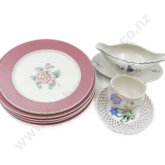 Small Qty of Assorted China Including Villeroy & Boch Floral Plates