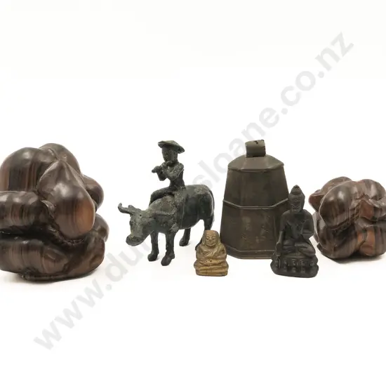 Small Quantity of Assorted Asian Ornaments (6)