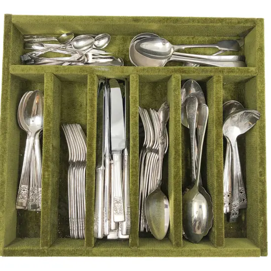 Quantity of Assorted Cutlery