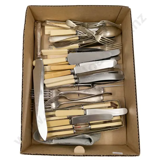Box of Assorted Cutlery