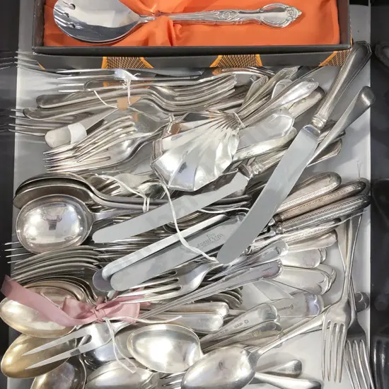Box of Assorted Cutlery